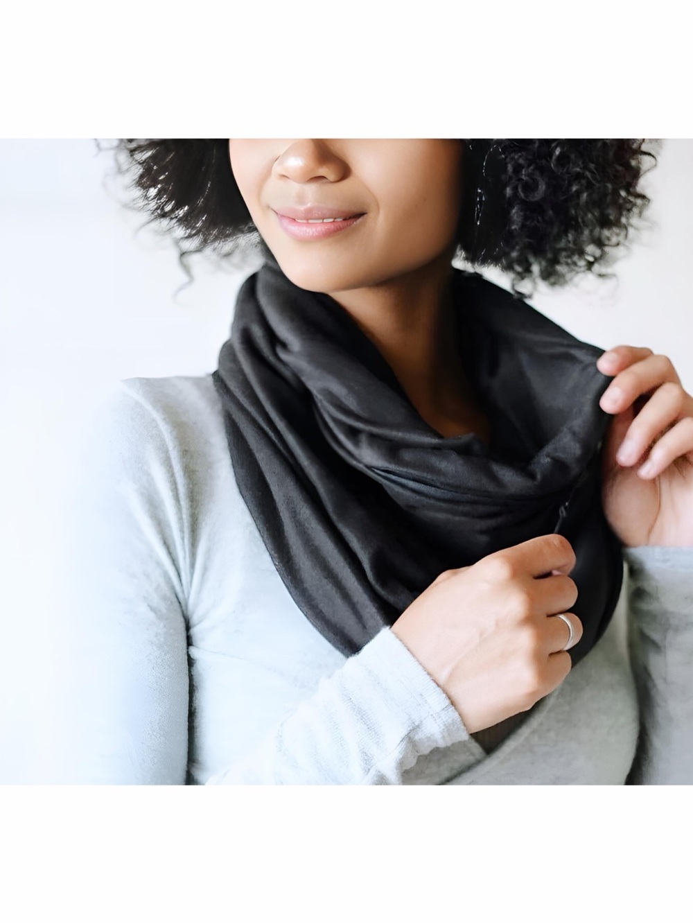 Beyond Yoga Black Infinity Scarf Soft Stretch Athleisure Loop Wrap nwot